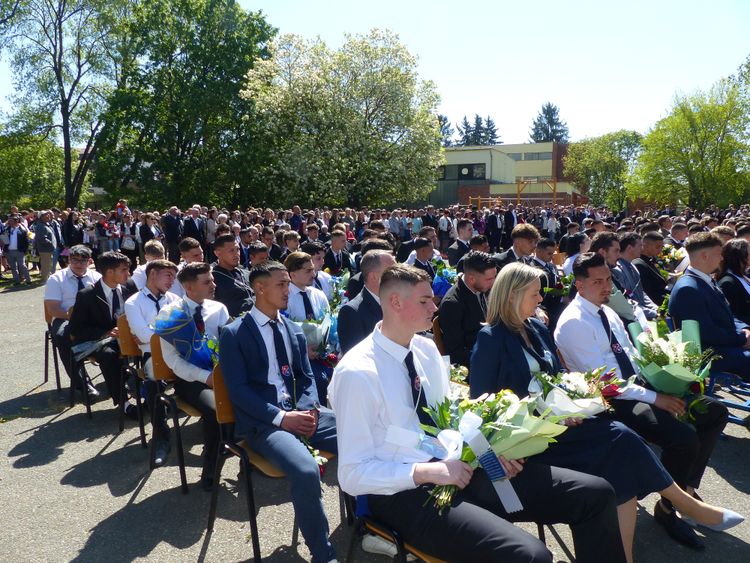 Eljött a búcsú ideje – Ma ballagtak végzőseink! 